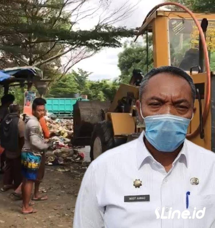 Tinjau Pembersihan TPS Gudang Kaca Rumbai, Plt DLHK Pekanbaru Himbau Warga Tak Lagi Buang Sampah di TPS Gudang Kaca