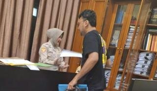 Diduga Lakukan Pemerasan dan Intimidasi, Oknum Yang Mengaku Wartawan Dilaporkan PH Pemilik Usaha ke Polres Kampar