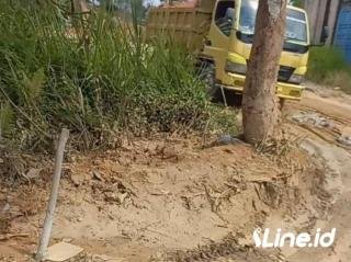 Mengganggu Mobilitas Warga, Aktivitas Ilegal Tanah Timbun Tersorot Hukum