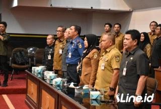 Rapat Paripurna Penyampaian LKPj Pemko Pekanbaru