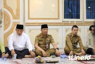 Sekdako Pekanbaru Bersama Kepala OPD Antar Pj Wako ke Rumah Dinas