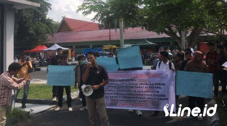 Diduga Rusak Hutan Kawasan, AMPUN Minta Usut dan Tangkap Petinggi BRK Syariah Riau