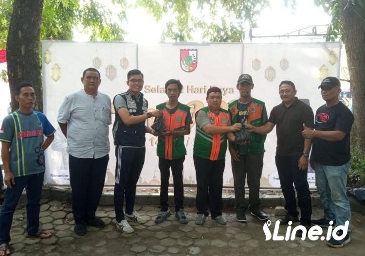 Berkah Idul Adha, Sebanyak 1.500 Paket Daging Qurban di Bagikan Dishub Pekanbaru ke Ribuan Jukir