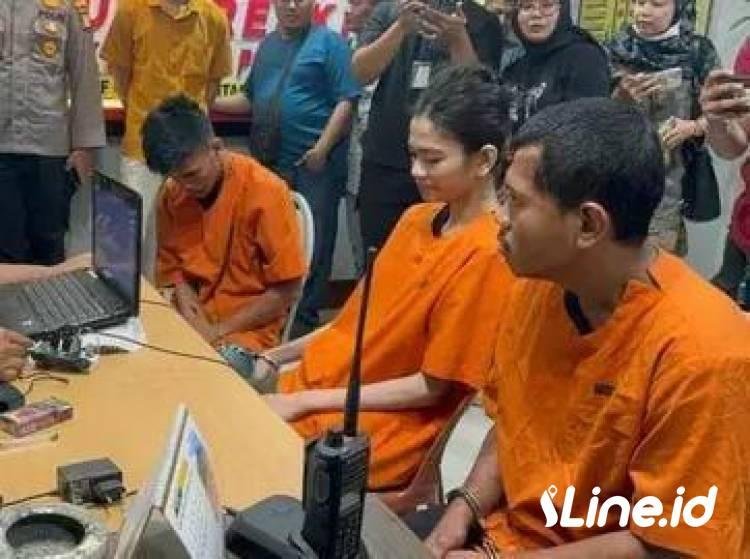 Pesan Cewek Cantik di Aplikasi Hijau Yang Datang Cewek Berjakun dan Berbulu