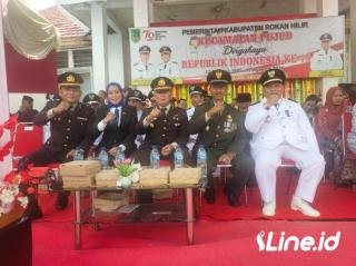 Danramil 0321-06/TM Bersama Forkompimcam Pujud Dan Sinergitas Peringati Detik-Detik Proklamasi HUT RI Ke-79 Tahun 2024