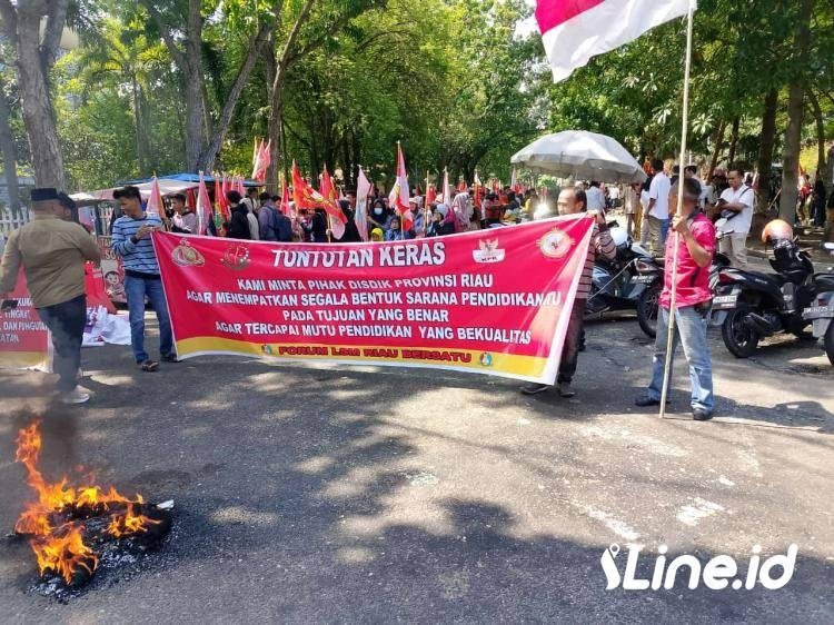 Demo Besar-Besaran, LSM Riau Desak Kadisdik Klarifikasi Tuntutan