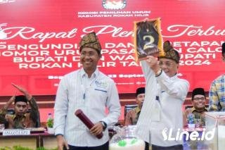 Pasangan Calon Bupati Dan Wakil Bupati Rohil H. Bistamam dan Jhony Carles Mengatakan Nomor Urut 2, Simbol Dari Perdamaian Dan Kemenangan