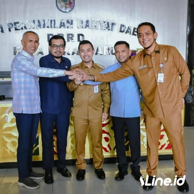 Perdana Berkunjung, Pj Walikota Pekanbaru Diskusikan Agenda Prioritas dengan DPRD