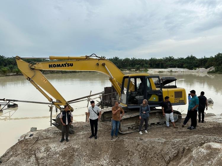Tak Sampai Disini, Kapolres Kampar AKBP Ronald Sumaja Tidak Akan Berhenti Melakukan Penertiban Dan Penegakan Hukum Terhadap Illegal Mining !