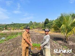 Dikritik Warga Terkait Anggaran Dana Desa, Begini Dijelaskan Pemdes Lipat Kain Selatan ?