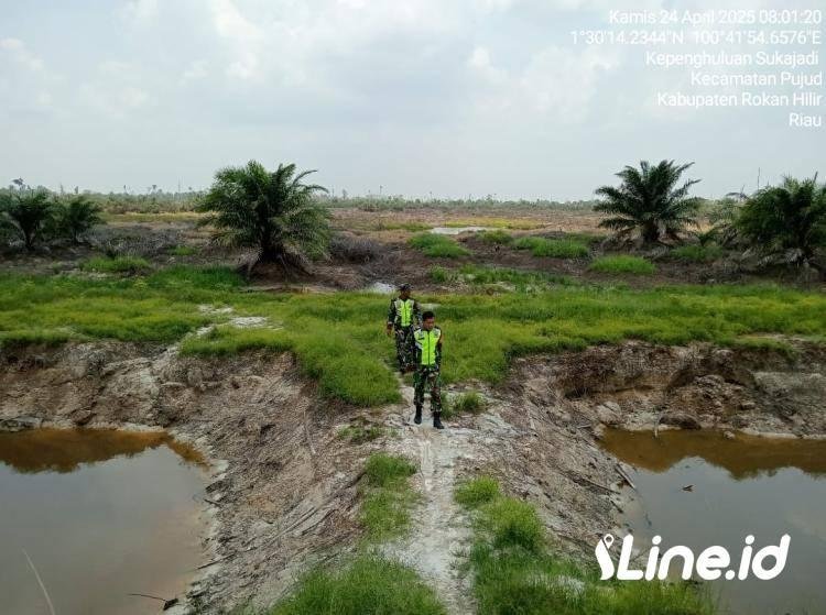 Rutin Laksanakan Patroli, Babinsa Koramil 06/TM Antisipasi Kebakaran Hutan Dan Lahan