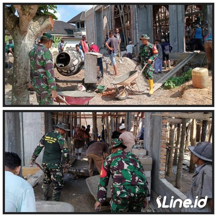 Kompak Membangun Masjid Al Huda Desa Sri Khayangan, Babinsa Kodim 0321/Rohil Koramil 06/TM Dan Warga Kerja Bakti