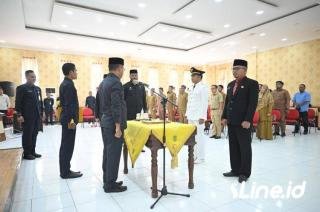 Sekda Rohil Lantik Riwansyah dan Andika Pratama, Perkuat Pelayanan Publik