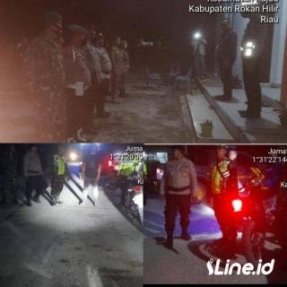 Gencar Lakukan Patroli Gabungan, Personil Koramil 0321-06/TM Rohil Dan Personil Polsek Pujud Pastikan Wilayah Aman