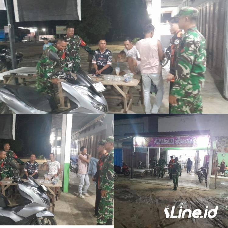 Cegah Aksi Kenakalan Remaja, Personil Koramil 0321-06/TM Rohil Laksanakan Patroli Malam Dan Cek Po Siskamling