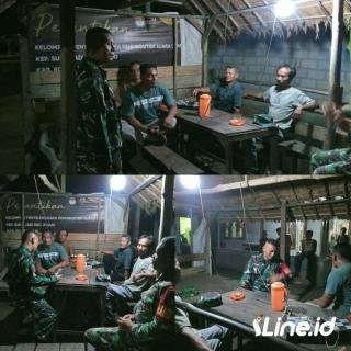 Tingkatkan Keamanan Ditengah Masyarakat, personil Koramil 0321-06/TM Rohil Dan Ormas PP Laksanakan Patroli Siskamling