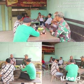Komsos Bersama Warga, Babinsa Koramil 0321-06/TM Rohil Ajak Masyarakat Jaga Kekompakan Dan Tali Silaturahmi