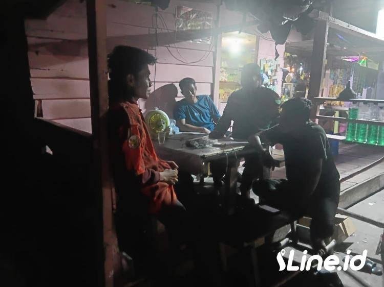 Hidupkan Kembali Pos Ronda, Personil Koramil 0321-06/TM Rohil Dan Ormas PP Cegah Segala Bentuk tindakkan Kejahatan