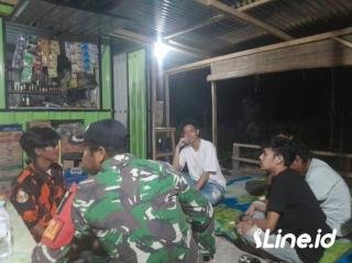 Berikan Himbauan Kepada Remaja Yang Berkumpul Pada Malam Hari, Personil Koramil 0321-06/TM Rohil Dan Ormas PP Lakukan Patroli