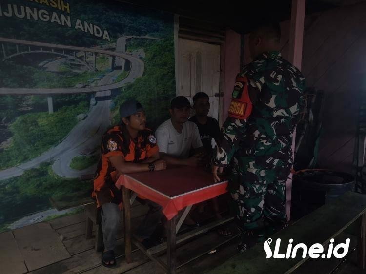 Tunjukan Kepedulian Terhadap Keamanan Desa Binaan, Personil Koramil 0321-06/TM Rohil Dan Ormas PP Turus Tingkatkan Patroli Siskamling