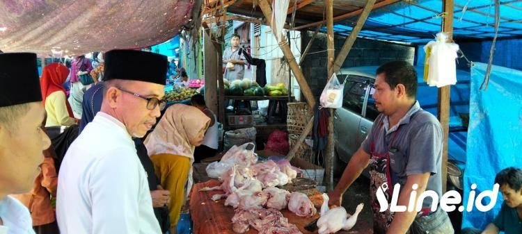 Harga Bahan Pokok Cukup Stabil, Lurah Pujud Selatan Sidak Kepasar Siti Maryam