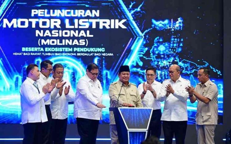 Presiden Prabowo Resmi Luncurkan Motor Listrik Nasional