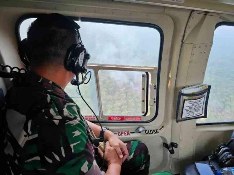 Danlanud Roesmin Nurjadin ikuti Langsung Patroli Udara Karhutla