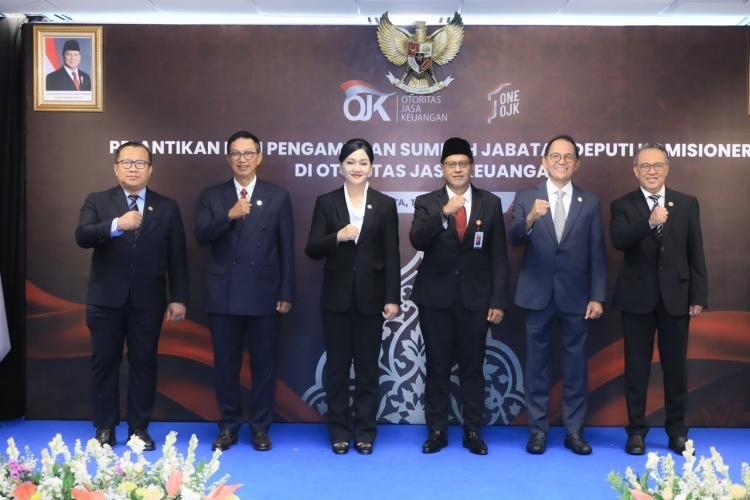 OJK Lantik Deputi Komisioner Baru, Perkuat Bursa Mineral dan Komoditas Strategis