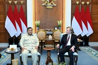 Prabowo Terima Wakil Menteri Perang AS