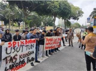 Pemuda Pelopor Kemajuan Riau Demo Kejati Bongkar Dugaan Permainan Pajak Parkir Bapenda dan PT SPI