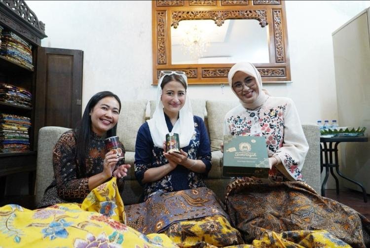 Wamendag Dorong Batik Surakarta Tembus Pasar Global melalui TEI 2026