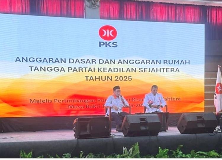 PKS Jabar Perkuat Peran Dewan Penasihat dan Dewan Pakar Lewat Training Orientasi