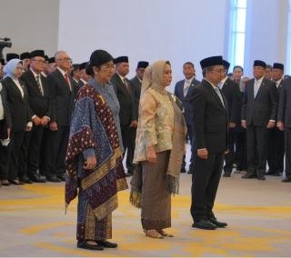Destry Damayanti Dilantik sebagai Gubernur BI
