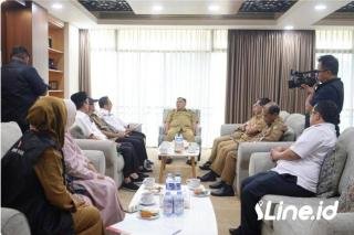 Plt Gubernur Riau SF Hariyanto Dorong PMI Perkuat Gerakan Donor Darah